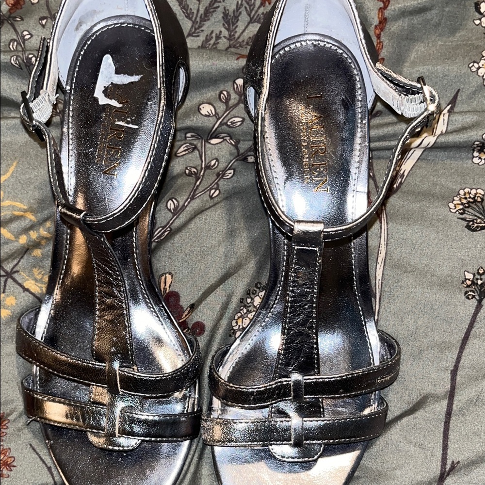 Lauren Ralph Lauren Metallic Black T-Strap Sandals